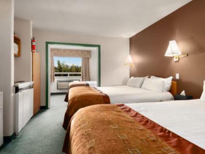 Canadas Value Hotel 4*