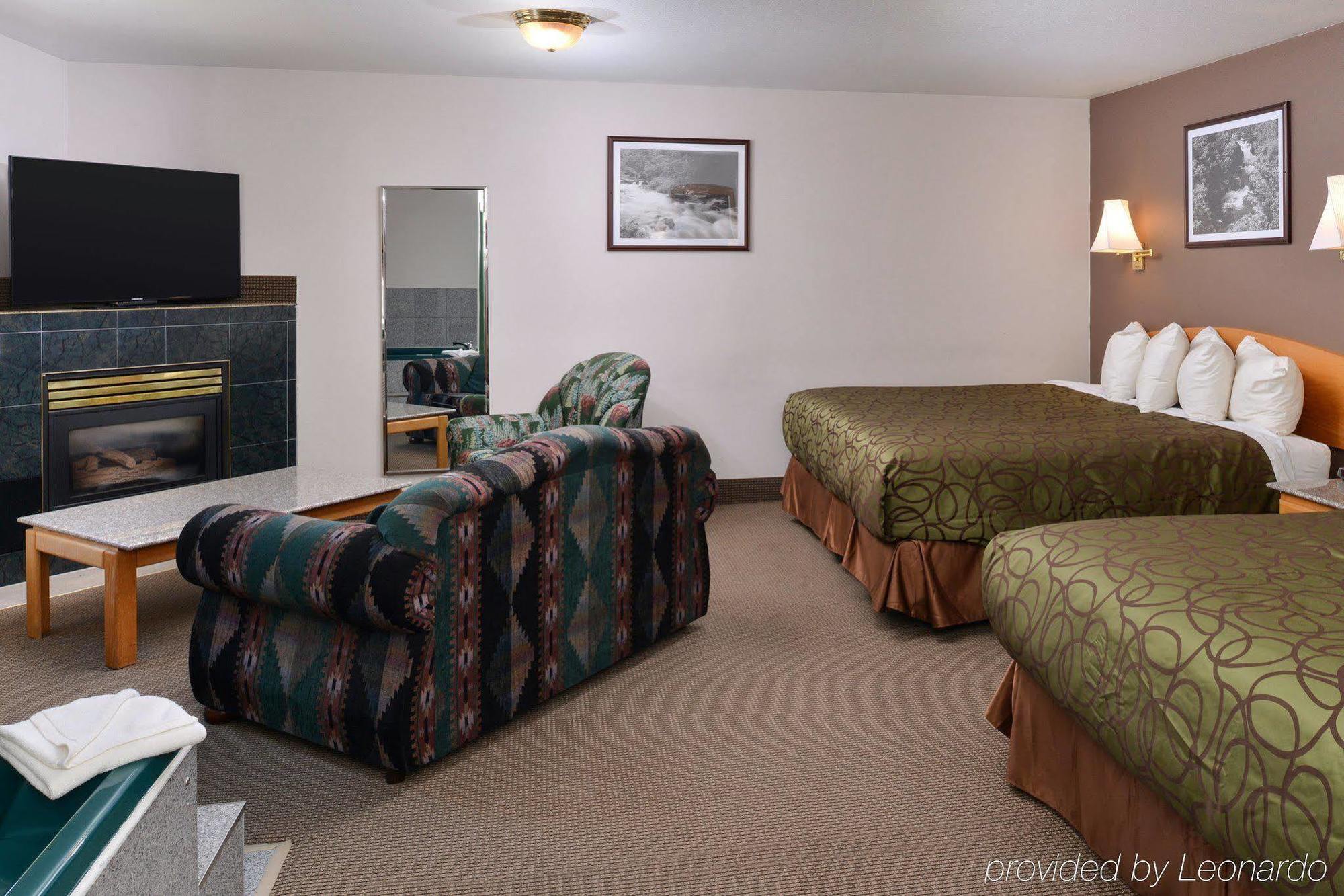 Canadas Value 4*