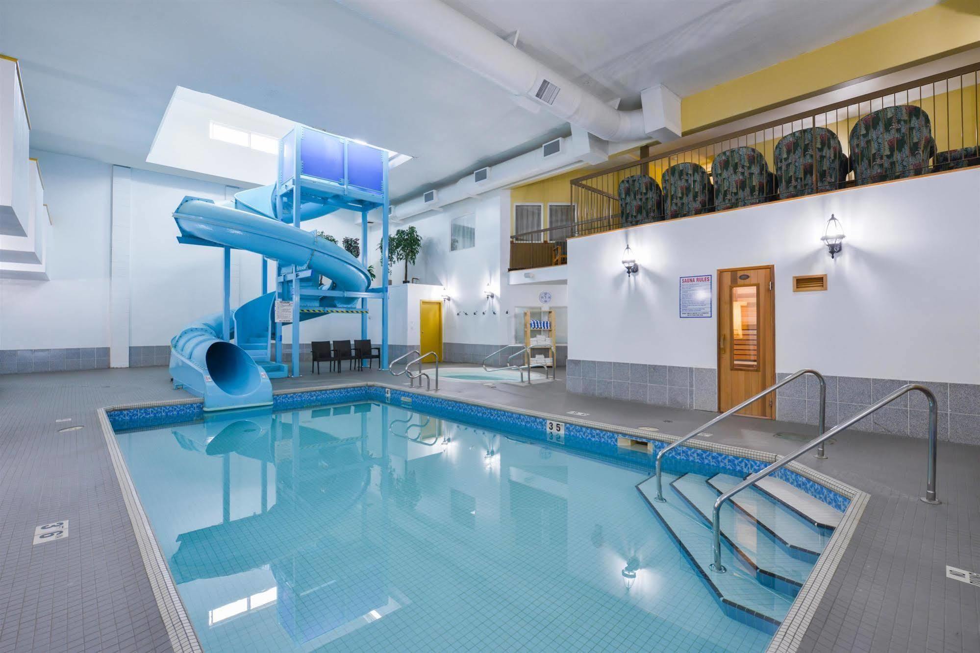 Canadas Value Hotel